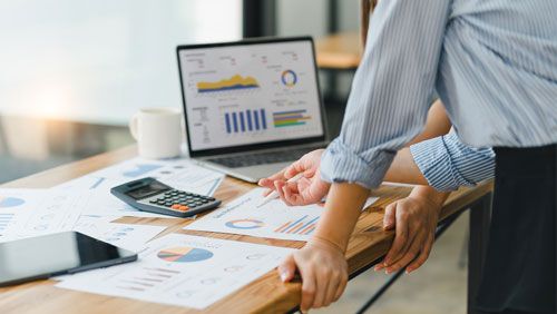 Research & Benchmarking Image